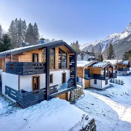 Villa Luxurios Chalet With Indoor Pool, Sauna And Jacuzzi- If You Want To Book, Please Contact On Wh-ats-app - 0034-635-520-036 !!!! Chamonix